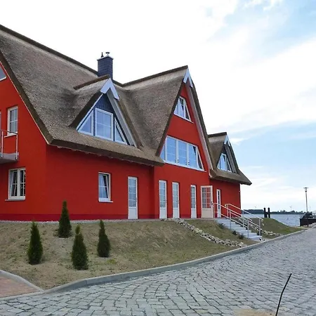 Apartment Seemoewe Im Faehrhaus In *