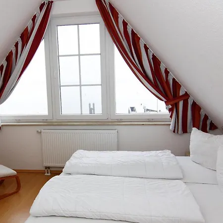 Seemoewe Im Faehrhaus In Apartment Vieregge