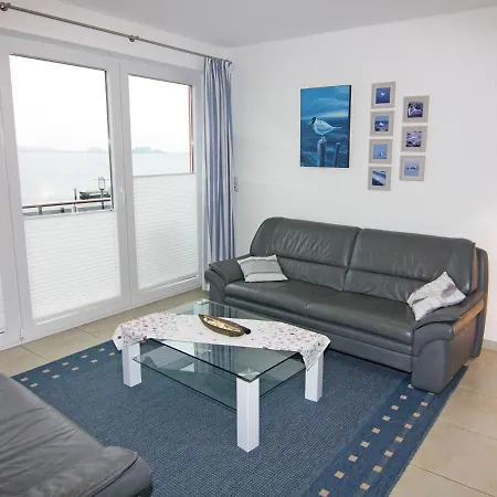 Seemoewe Im Faehrhaus In Apartment Vieregge