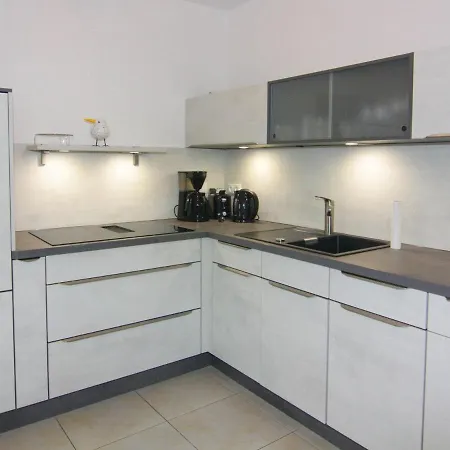 Apartment Seemoewe Im Faehrhaus In